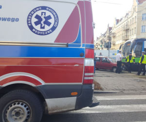 Zderzenie samochodu i tramwaju na ul. Krzywoustego