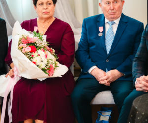 Złoty Gody par małżeńskich w Siedlcach - wręczenie pamiątkowych medali