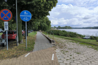 Przebudowa promenady w Osiecznej z kłopotami. Burmistrz uspokaja: inwestycja i tak powstanie