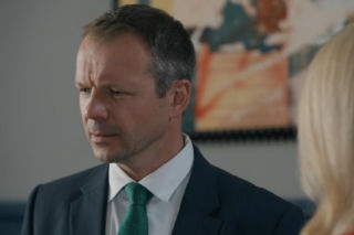 Barwy szczęścia, odcinek 3286. Bruno (Lesław Żurek), Karolina (Marta Dąbrowska)