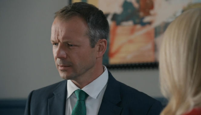 Barwy szczęścia, odcinek 3286. Bruno (Lesław Żurek), Karolina (Marta Dąbrowska)