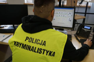 Milion złotych i 20 lat więzienia. Finał oszustwa na policjanta