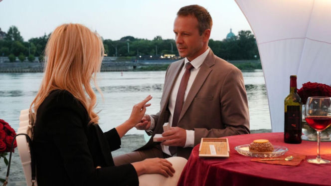 Barwy szczęścia odc. 3266. Karolina (Marta Dąbrowska), Bruno (Lesław Żurek)