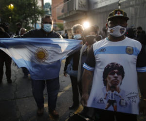 Diego Maradona nie żyje
