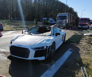 Audi R8 V10 rozbite na obwodnicy Tarnowa