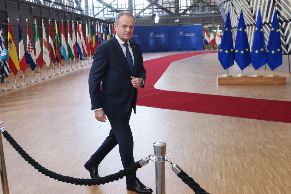 Premier Tusk bierze udział w nadzwyczajnym szczycie Rady Europejskiej