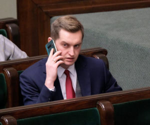 Ci posłowie koalicji głosowali przeciwko Kaczyńskiemu. Jaka będzie kara