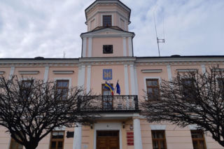 Modernizacja Ratusza w Tuchowie: Będzie winda i centrum winiarstwa 