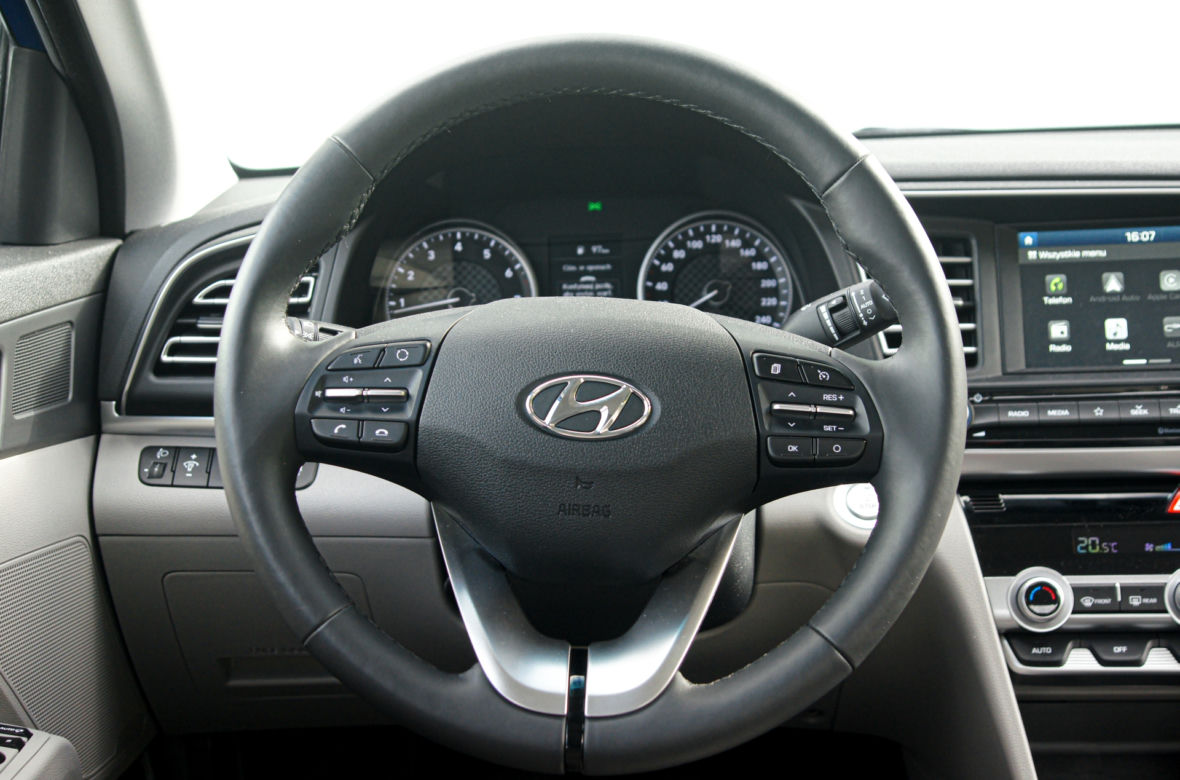 Hyundai Elantra Style 1.6 MPi 126 KM 6MT