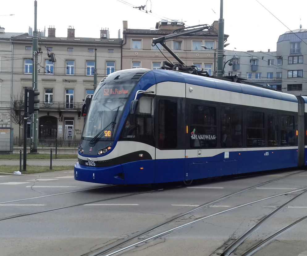 Kraków: Motorniczy wyrzucał kolorowych pasażerów z tramwaju