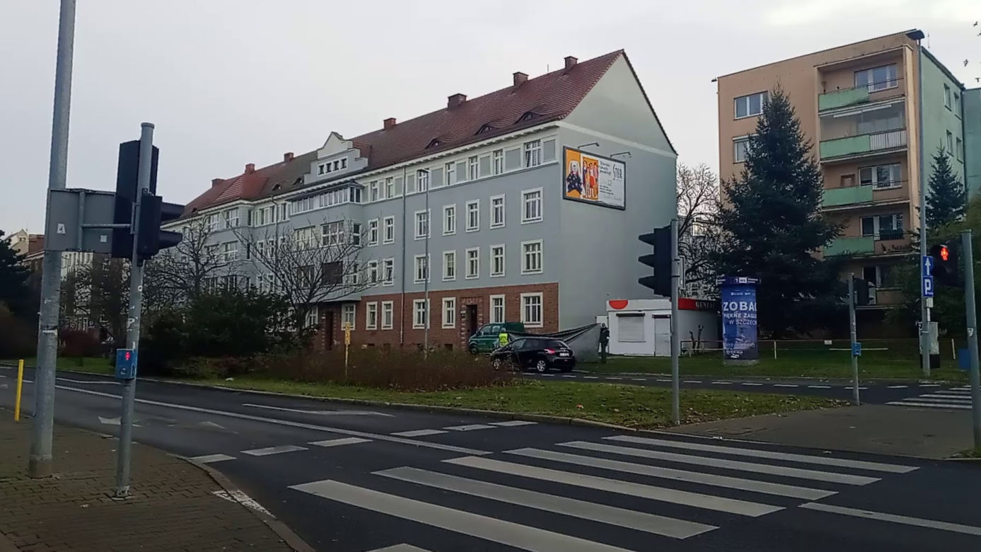 Okazałe drzewa na Turzynie poszły pod topór