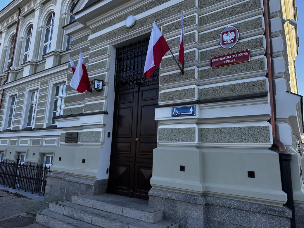 Bartosz G. przywieziony do Prokuratury Okręgowej w Płocku
