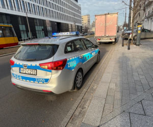 Lądowanie śmigłowca LPR w centrum Warszawy