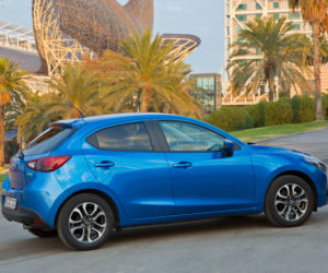 nowa Mazda 2 na rok 2015