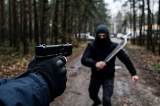 Ofiara czy oskarżony? Pułapki obrony koniecznej w Polsce