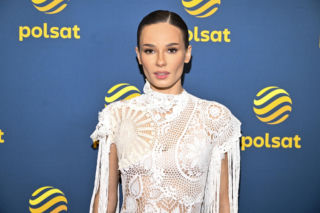 Co ona ma na sobie?! Szroeder wyglądała jak w firance z PRL-u