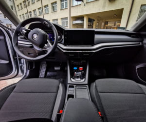 Policja w Białymstoku ma nowy radiowóz. To hybrydowa Skoda Octavia [ZDJĘCIA]