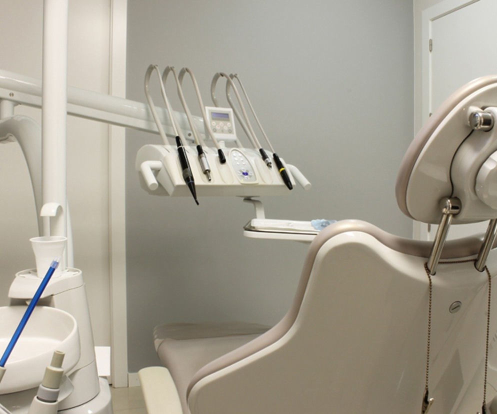 Gdzie w Rzeszowie z bólem zęba w czasie epidemii? NFZ opublikował listę dentystów