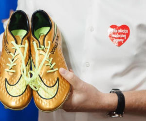 Premier Donald Tusk gra razem z WOŚP - wylicytuj złote korki i spotkanie w KPRM