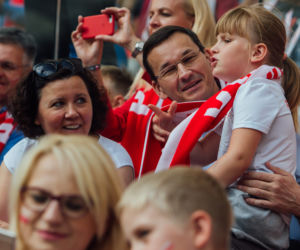 Mateusz Morawiecki kibicuje Biało-Czerwonym