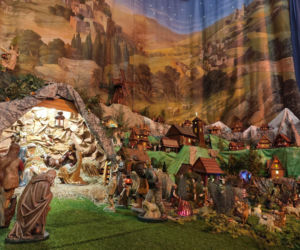 Niezwykła ruchoma szopka w Krakowie robi furorę! Ma ponad 100 figurek, a jej historia sięga 800 lat