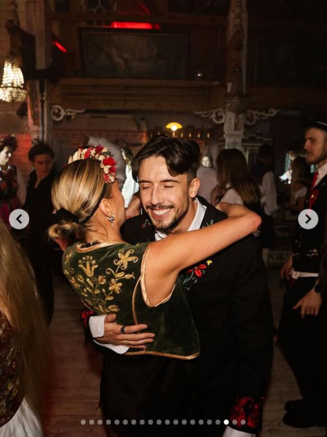 30 lat, oscypek i gwiazdy w ludowych strojach! Kwiatkowski urządził imprezę, której nie da się zapomnieć