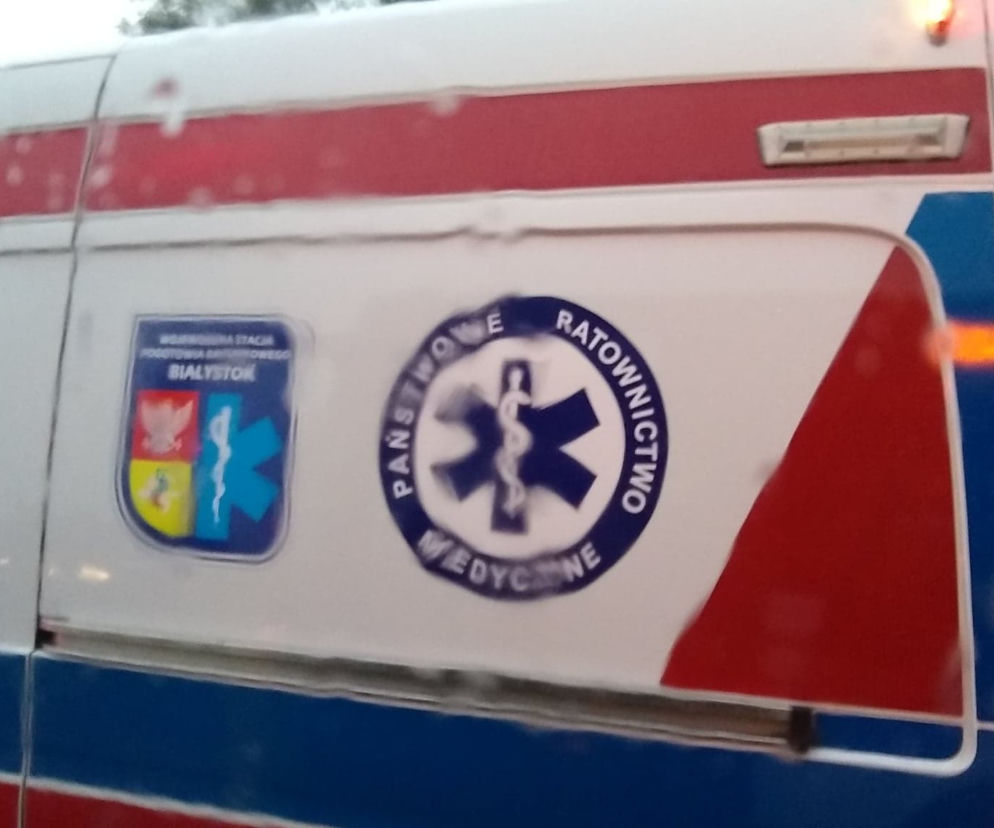 Białystok: Desperat sam okaleczył się nożem. Trafił do szpitala