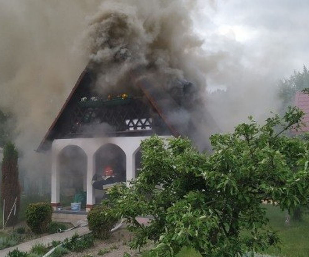 Lubartów: Tragiczny finał pożaru. W zgliszczach znaleźli ciało mężczyzny