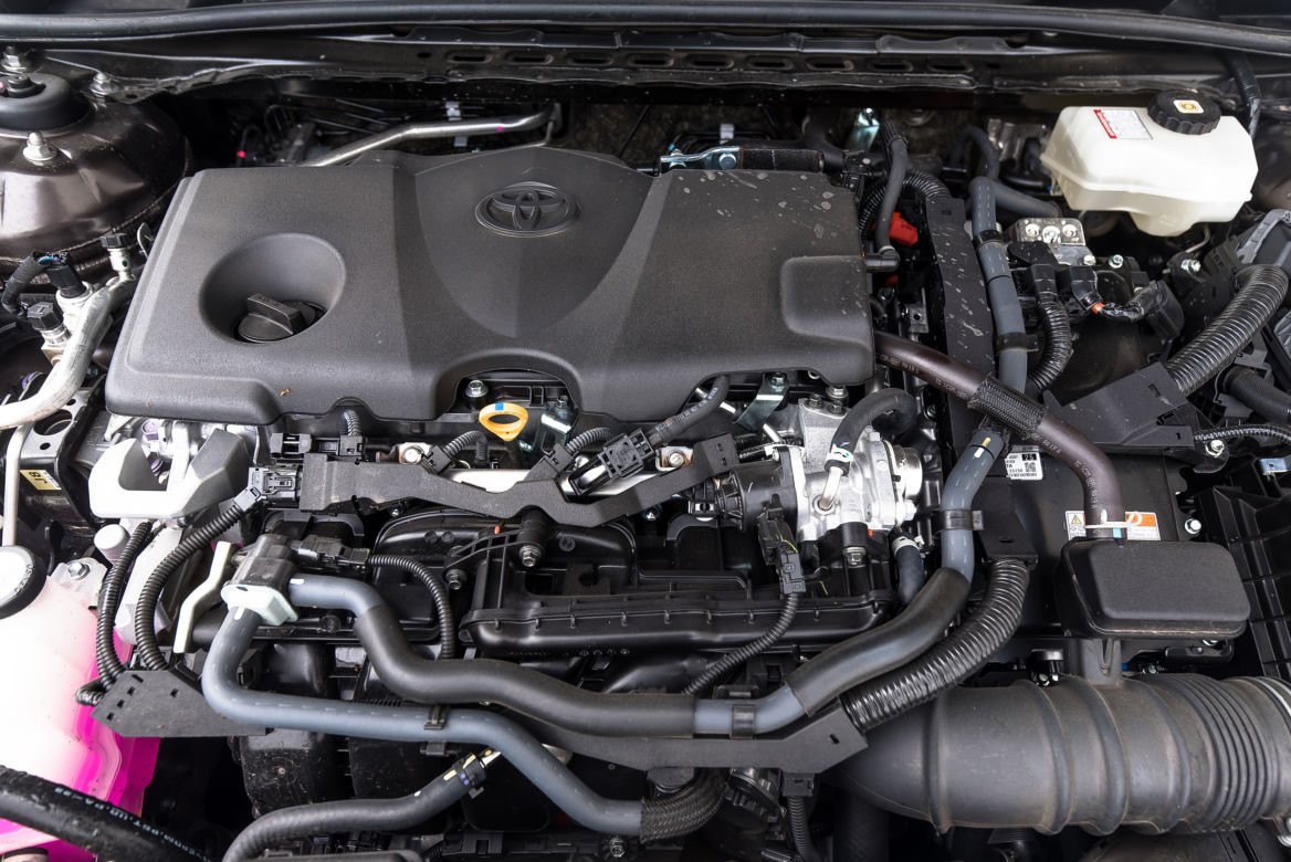 Toyota Camry 2.5 Hybrid 218 KM e-CVT Executive + VIP