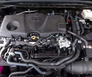 Toyota Camry 2.5 Hybrid 218 KM e-CVT Executive + VIP