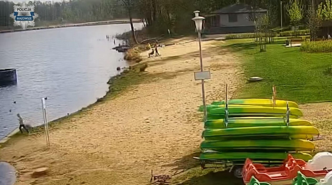 Uratował dwóch tonących chłopców. Służby udostępniły mrożące krew w żyłach nagranie