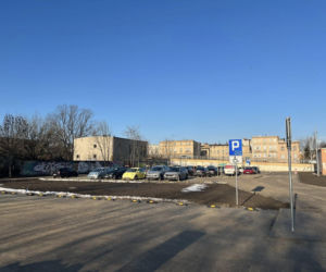 Parking przy Ćwiczni