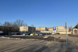 Parking przy Ćwiczni