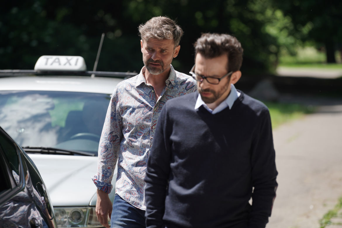 Na dobre i na złe, odc. 820: Artur Bart (Piotr Głowacki), Paweł (Marcin Sianko)