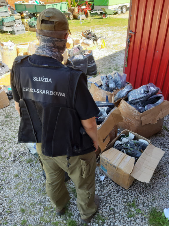 Policja i skarbówka przechwycili podróbki za 10 mln zł