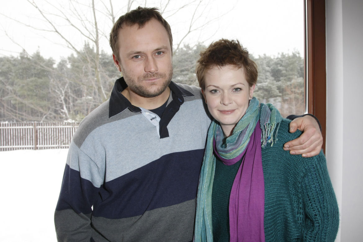 Daria Widawska i Leszek Lichota na planie serialu "Apetyt na życie" 