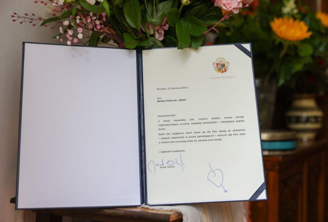 Piękny jubileusz. Barbara Sowa z Wrocławia kończy 106 lat. To najstarsza uczestniczka Powstania Warszawskiego