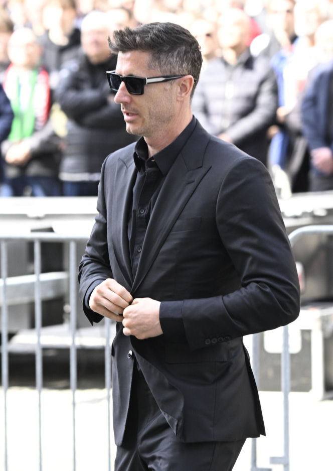 Robert Lewandowski na pogrzebie Jacka Magiery