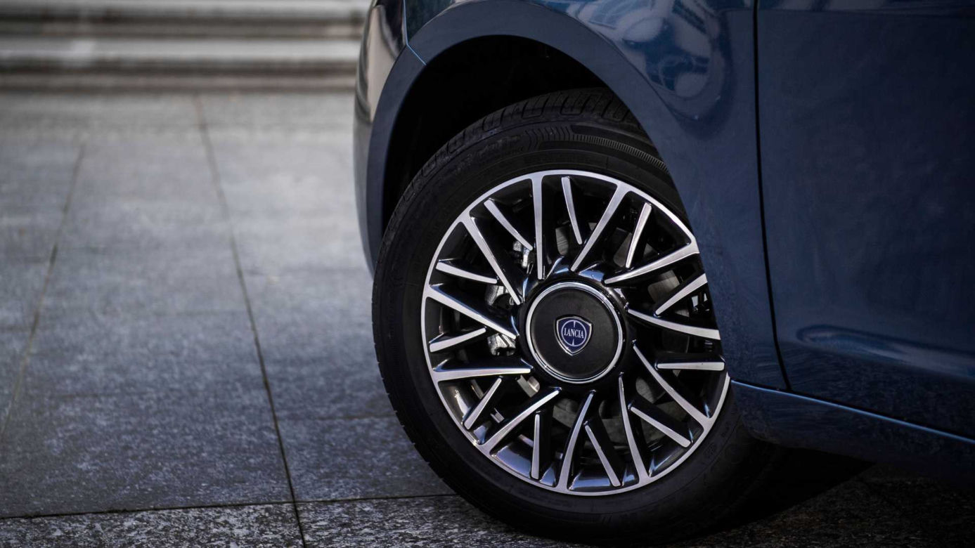 Lancia Ypsilon po liftingu 2021