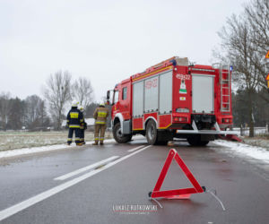 Knyszyn. Zderzenie citroena z peugeotem. Ranne trzy osoby [ZDJĘCIA]