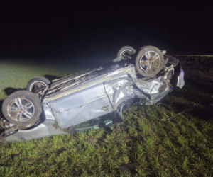 19-latek dachował autem! Miał prawo jazdy od 4 miesięcy