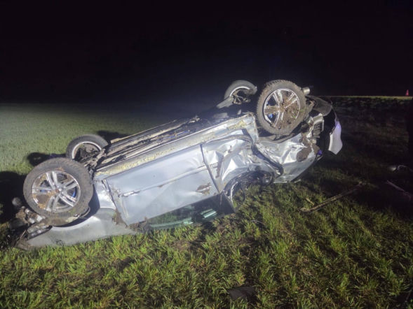 19-latek dachował autem! Miał prawo jazdy od 4 miesięcy