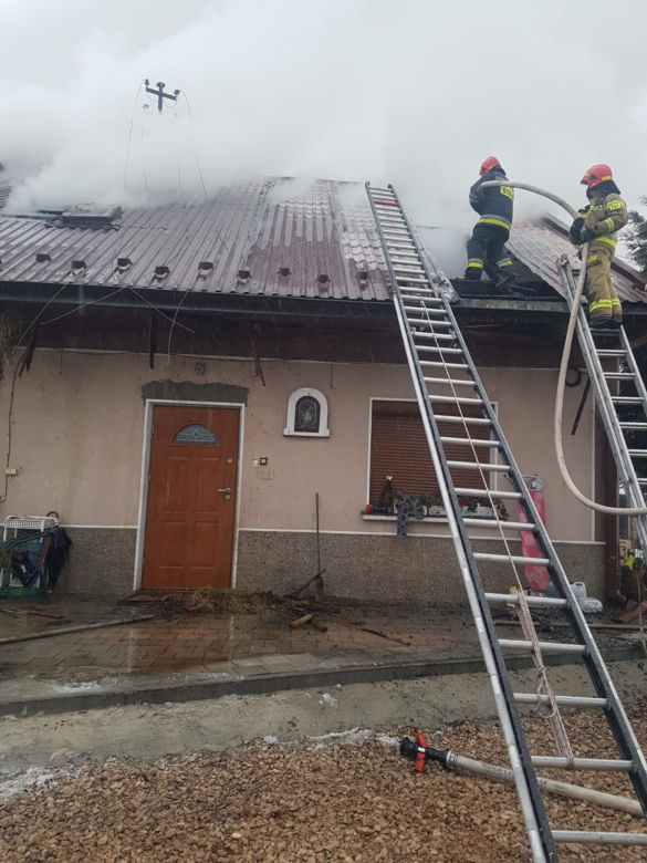 Groźny pożar w Łękawicy koło Skrzyszowa