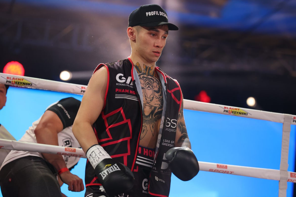 Challenger's Boxing Night by GiA