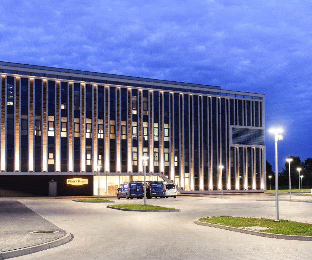 Biurowiec sieci Piotr i Paweł