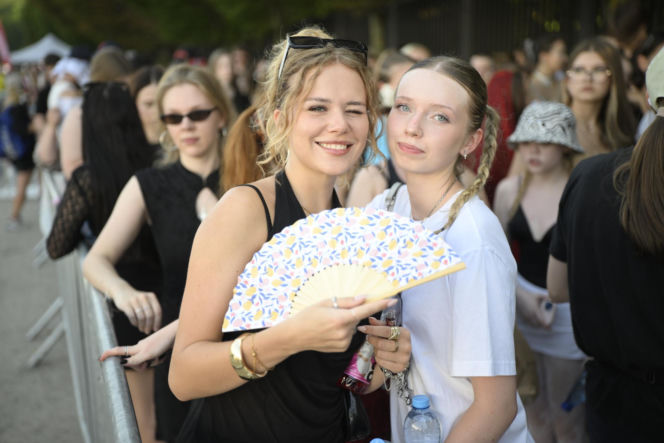 Drugi koncert The Weeknd w Warszawie. Najwierniejsi fani nie przestraszyli się morderczego upału. Znajdź się na zdjęciach