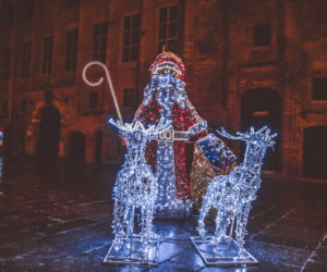 Toruń gotowy na święta Bożego Narodzenia. Cudowny klimat wypełnił starówkę