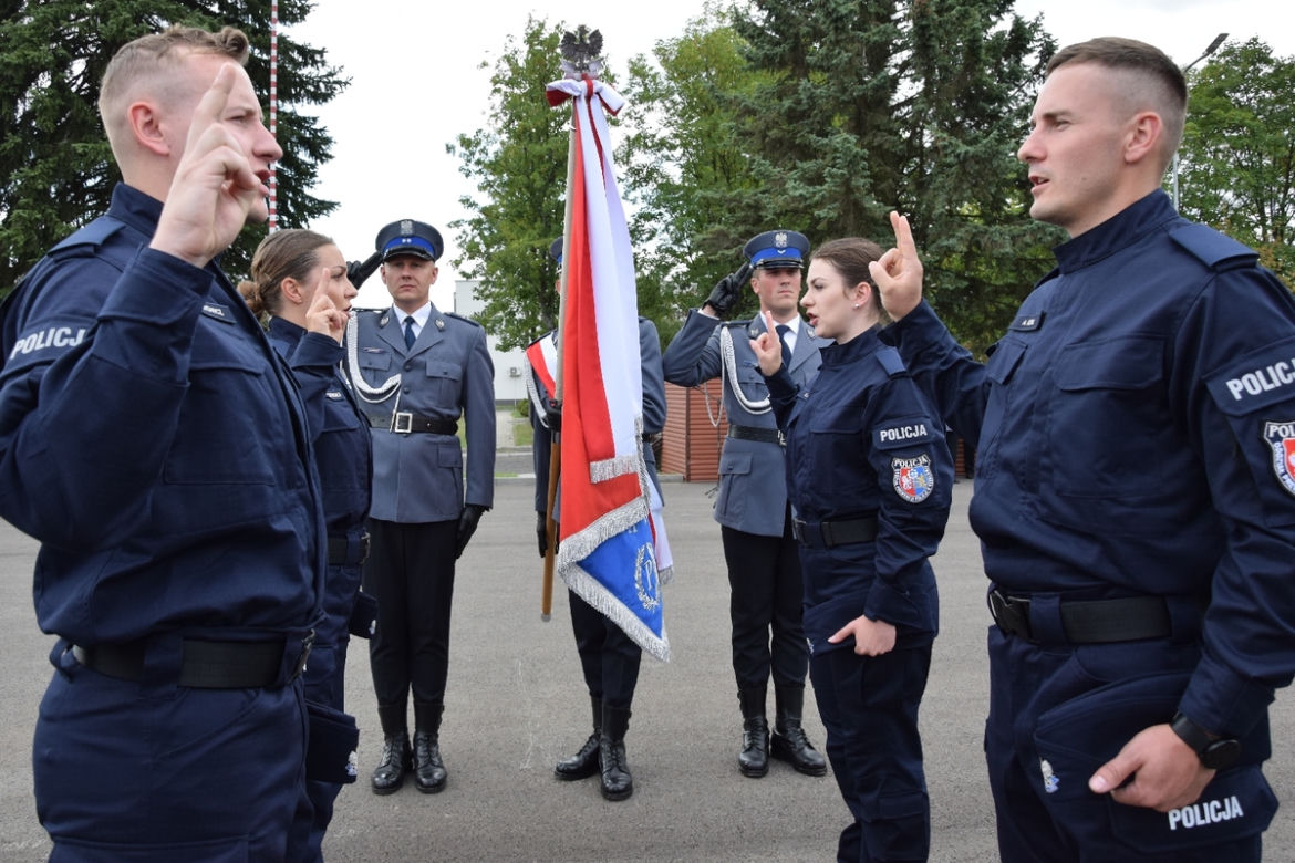 Nowi funkcjonariusze policji na Podkarpaciu [GALERIA]