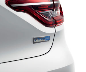 Renault Clio E-Tech Hybrid i Renault Captur E-Tech Plug-in Hybrid