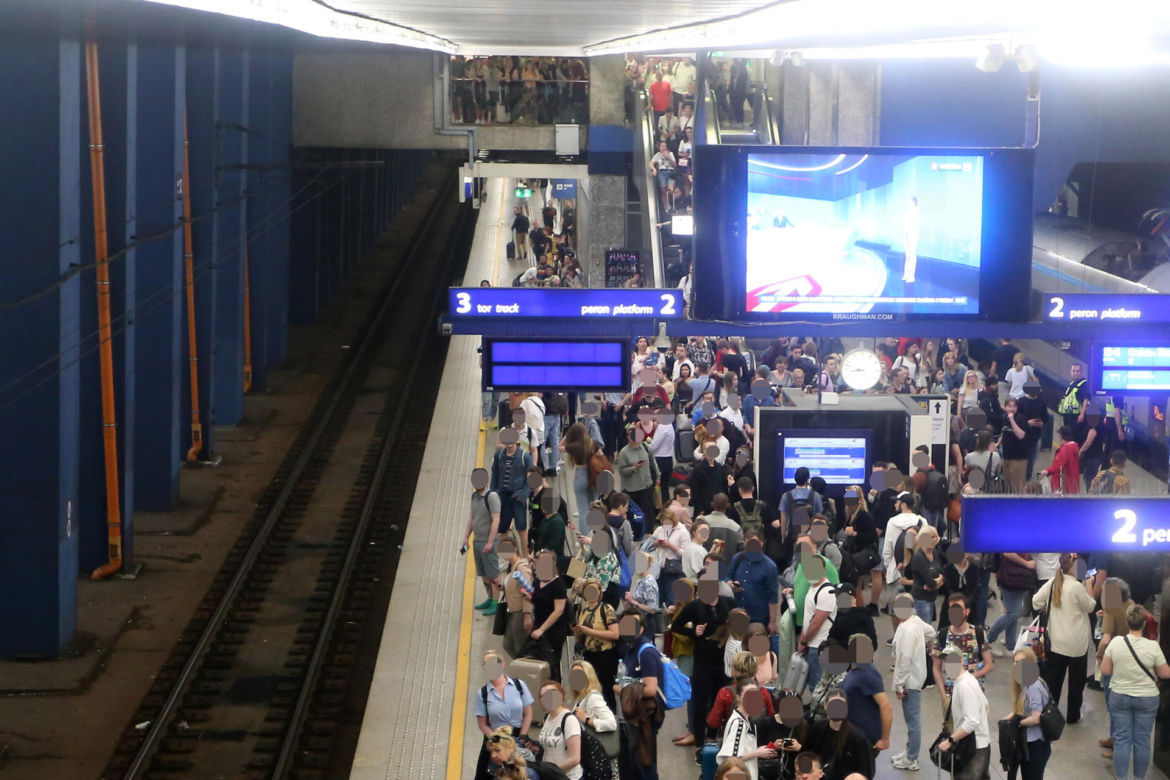 peron Dworca Centralnego w Warszawie